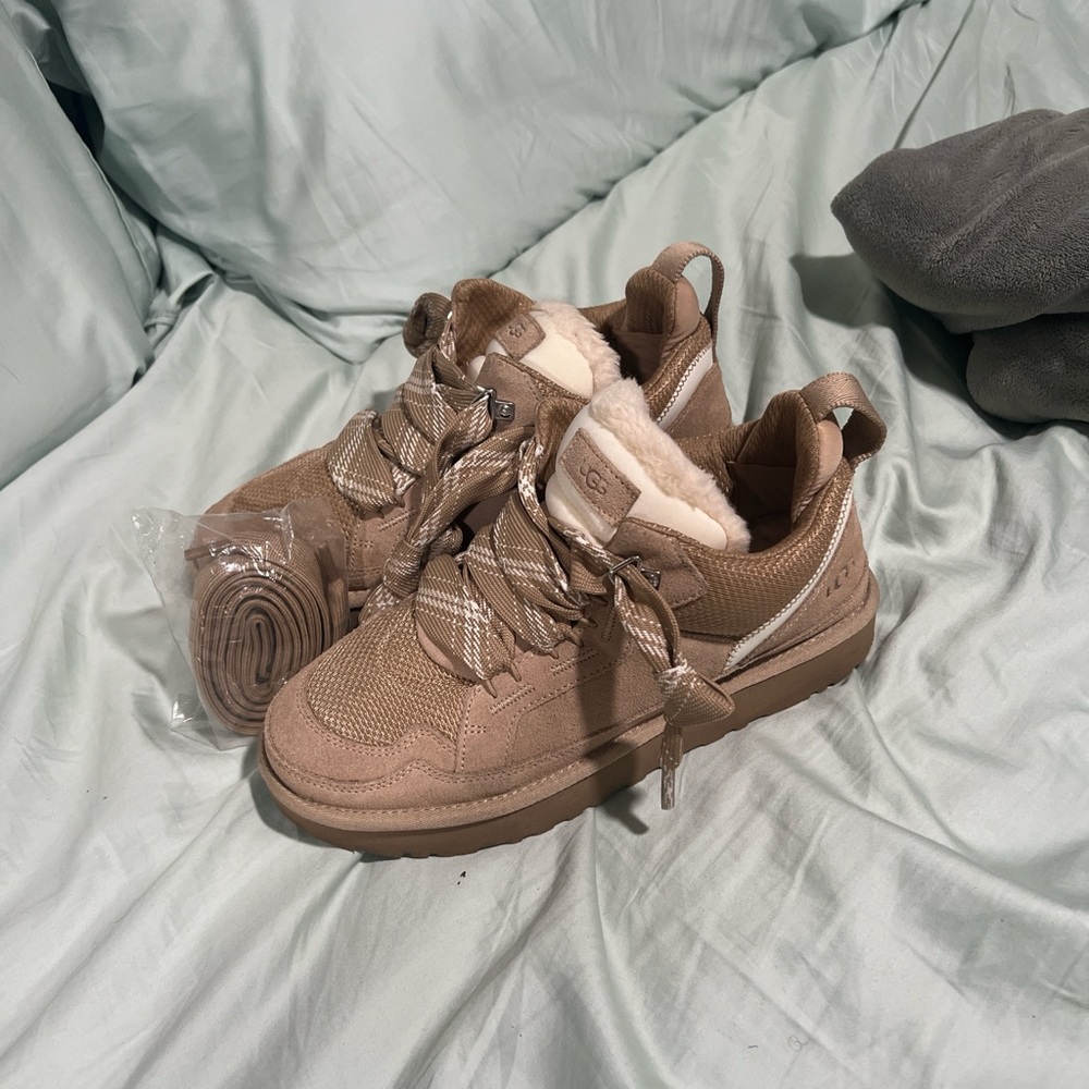 UGG Lowmel